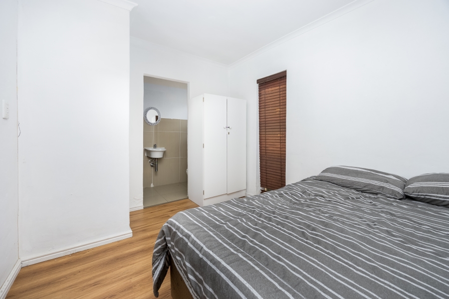 4 Bedroom Property for Sale in Protea Heights Western Cape